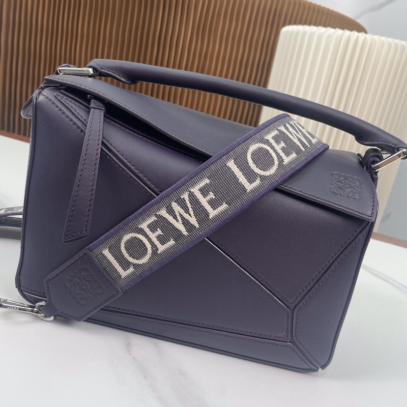 Loewe Bag 2309YA0136