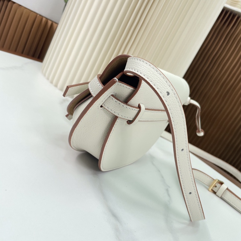 FASH Loewe Bag 2309YA0137