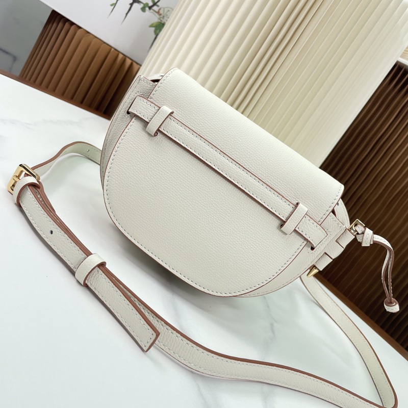 FASH Loewe Bag 2309YA0137