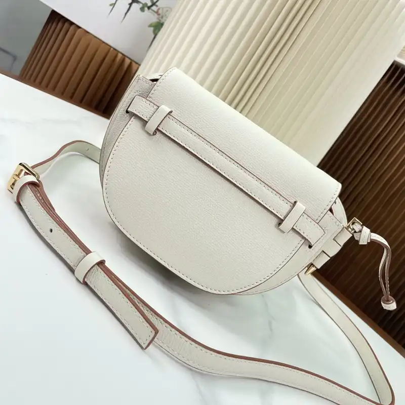 Fashionrepsfam ru Loewe Bag 2309YA0137