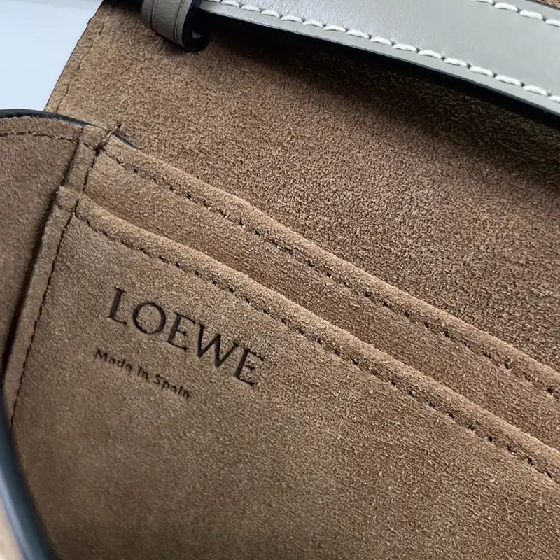 Loewe Bag 2309YA0140