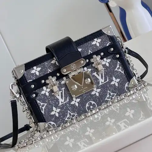 LV Bag 2309YA0149