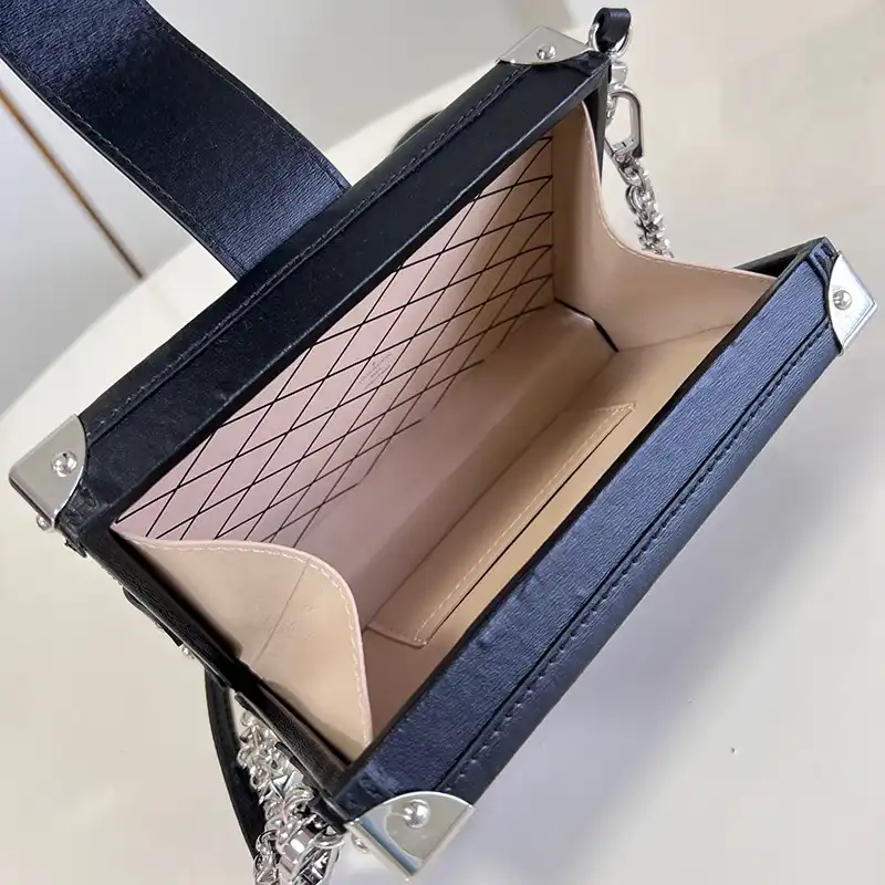 LV Bag 2309YA0149