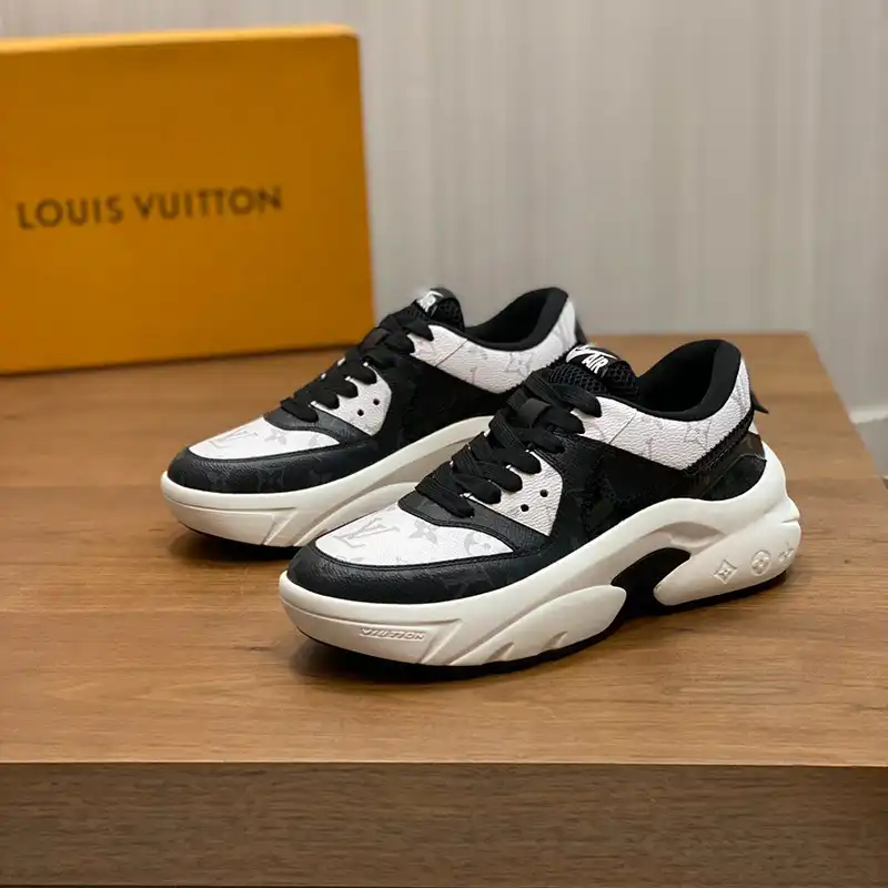 LV Shoes 2311PZ0047