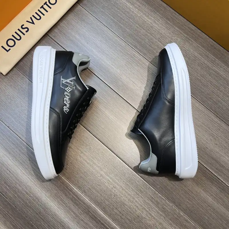 LV Shoes 2311PZ0059