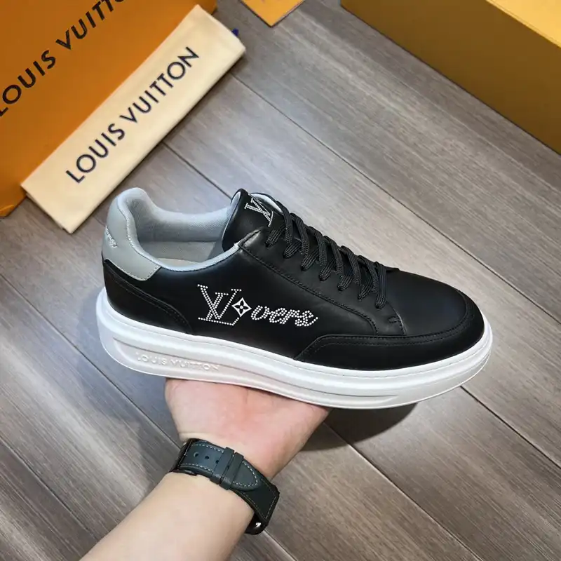 LV Shoes 2311PZ0059