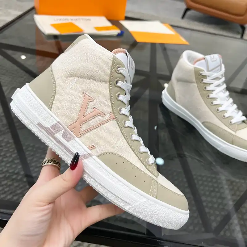 LV Shoes 2311PZ0076