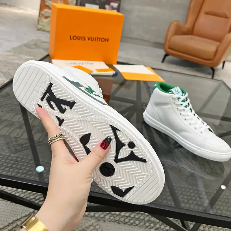 Fashionrepsfam ru LV Shoes 2311PZ0084