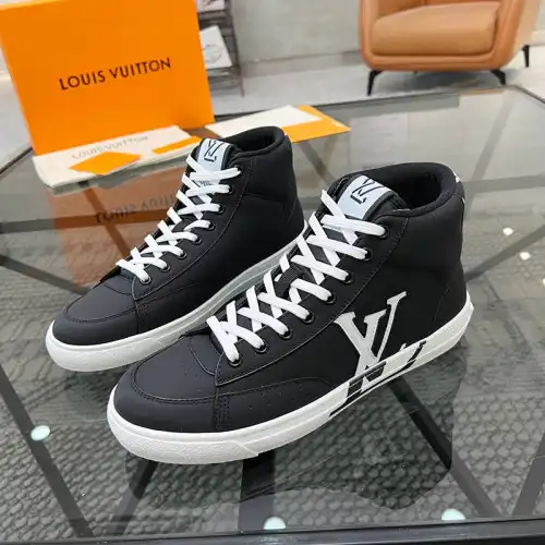 LV Shoes 2311PZ0088