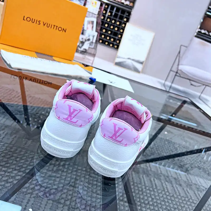 LV Shoes 2311PZ0126