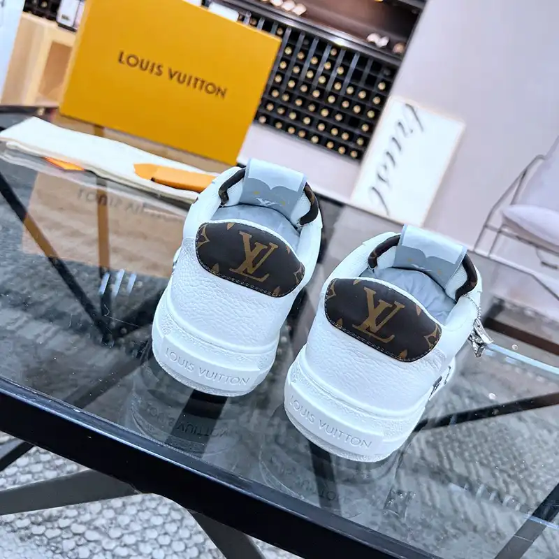 Fashionrepsfam ru LV Shoes 2311PZ0128