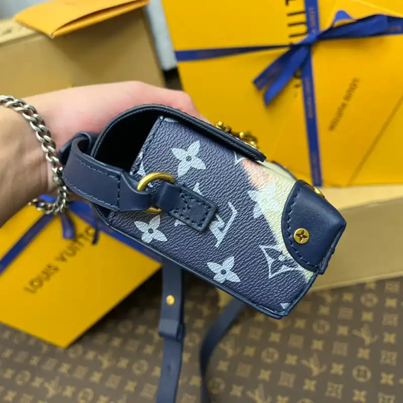 Fashionrepsfam ru LV Bags 2311YA0184