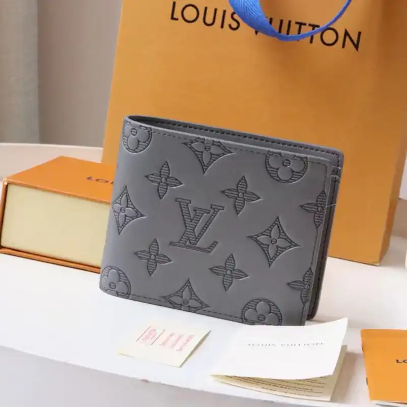 LV Bag 2312HT0004