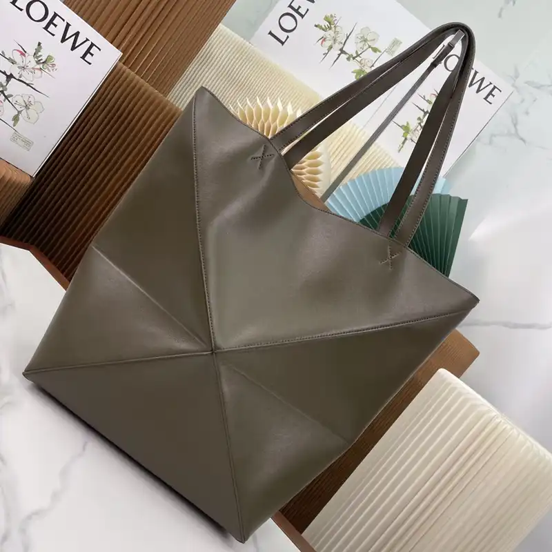 Loewe Bags 2312YA0017