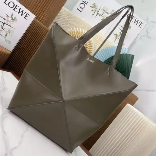 Loewe Bags 2312YA0017