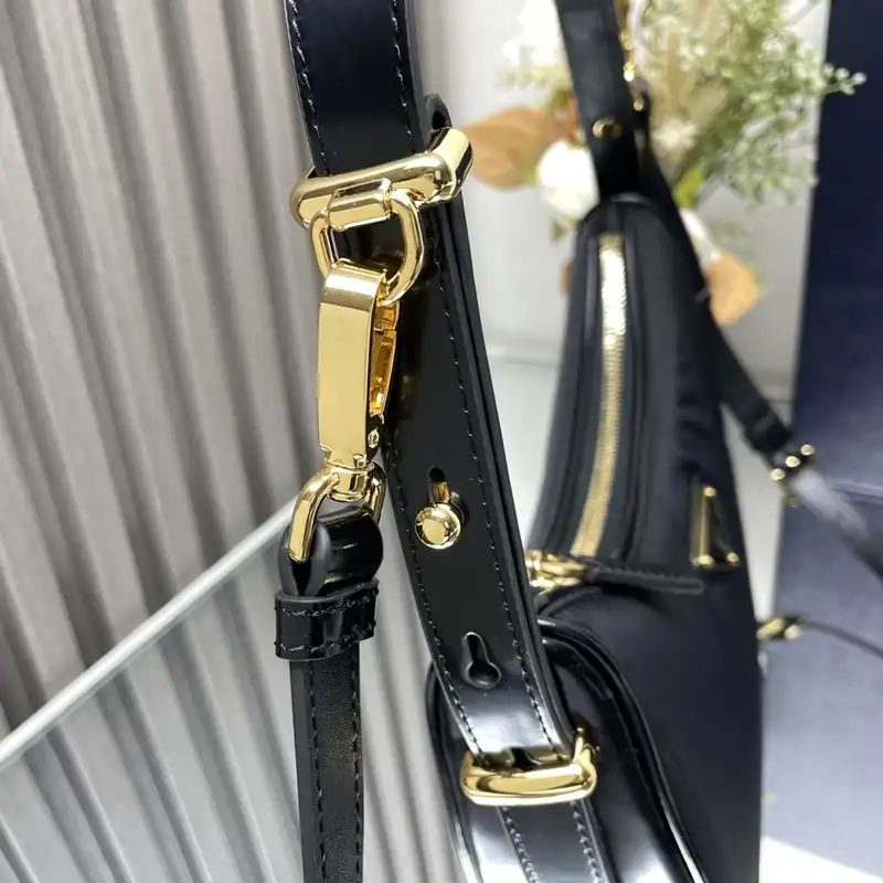 Prada Bags 2401YA0001