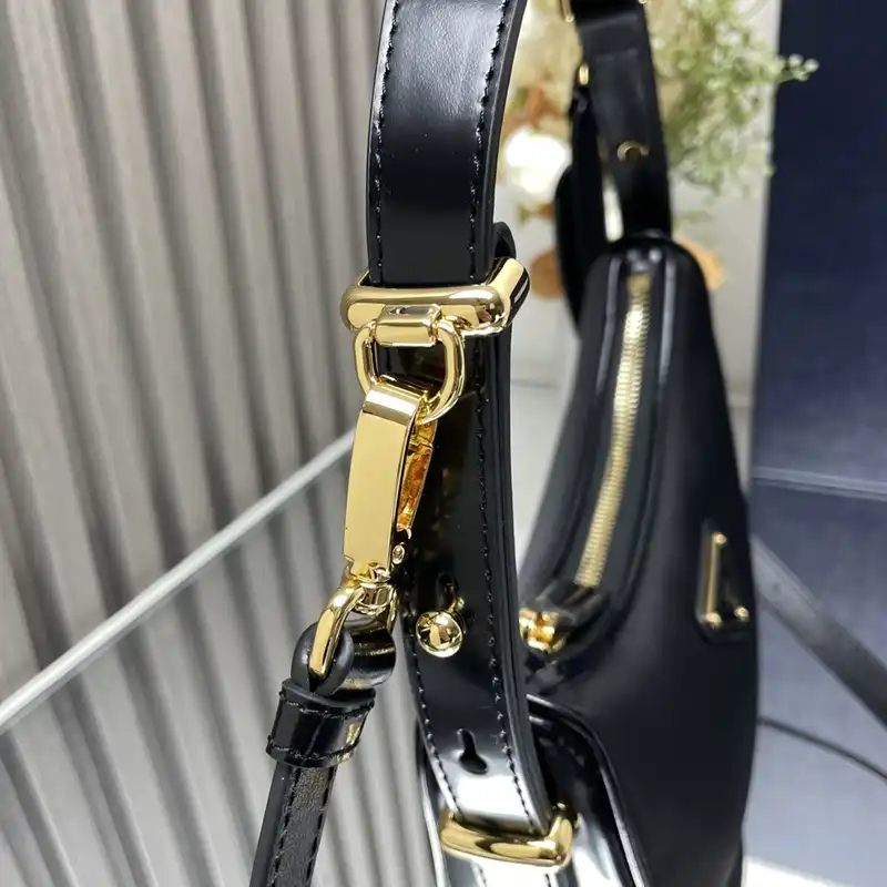 Prada Bags 2401YA0002