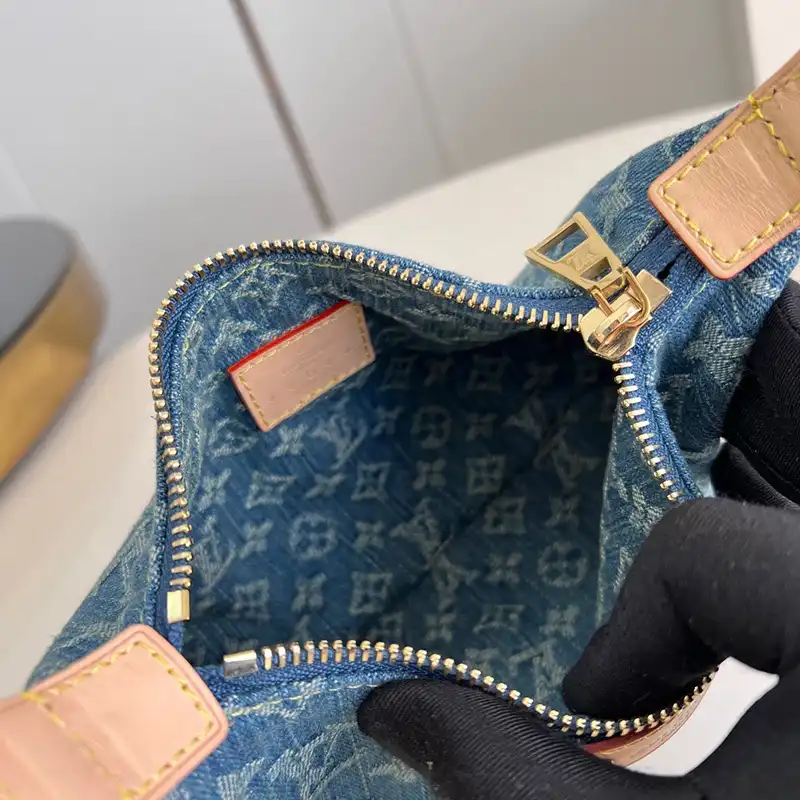 LV Bags 2401YA0055