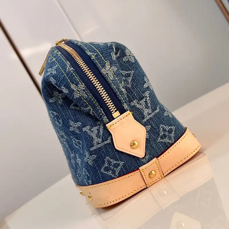 LV Bags 2401YA0057