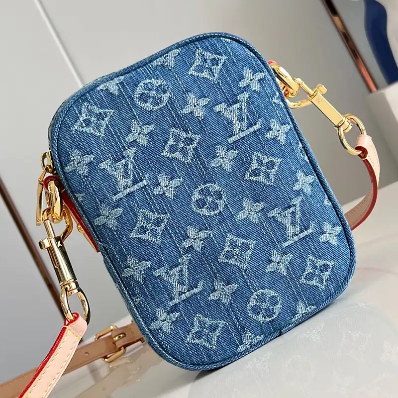 Fashionrepsfam ru LV Bags 2401YA0060