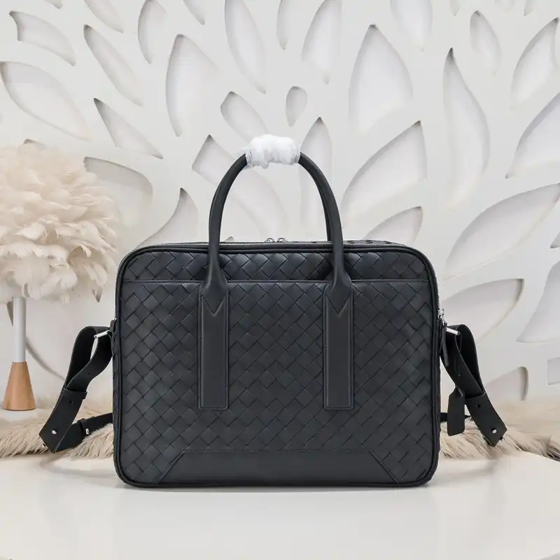 Official Brother Sam Bottega Veneta Bags 2401YA0103