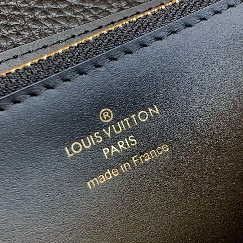 LV Bags 2401YA0153