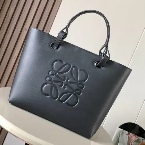 Loewe Bags 2401YA0157