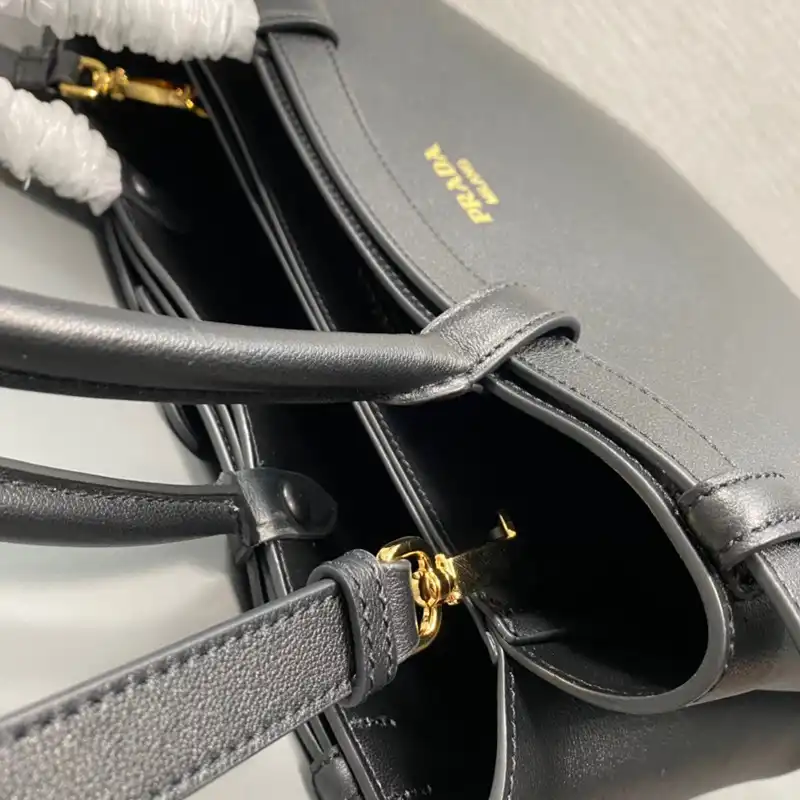 Prada Bags 2401YA0172