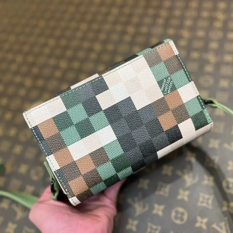 Fashionrepsfam ru LV Bags 2401YA0192