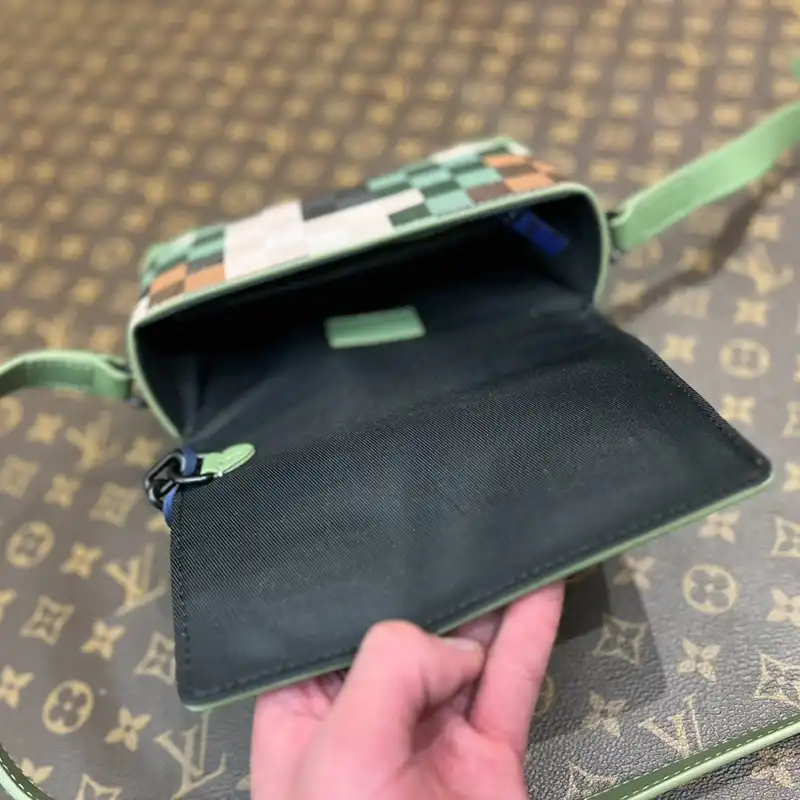 LV Bags 2401YA0192