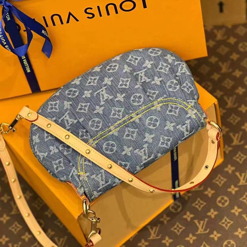 FASH LOUIS VUITTON Bag 2402HT0008