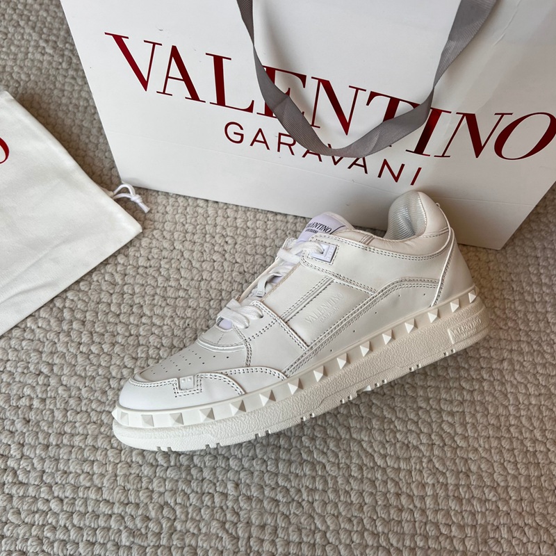 Valentino Shoes 2402PZ0005