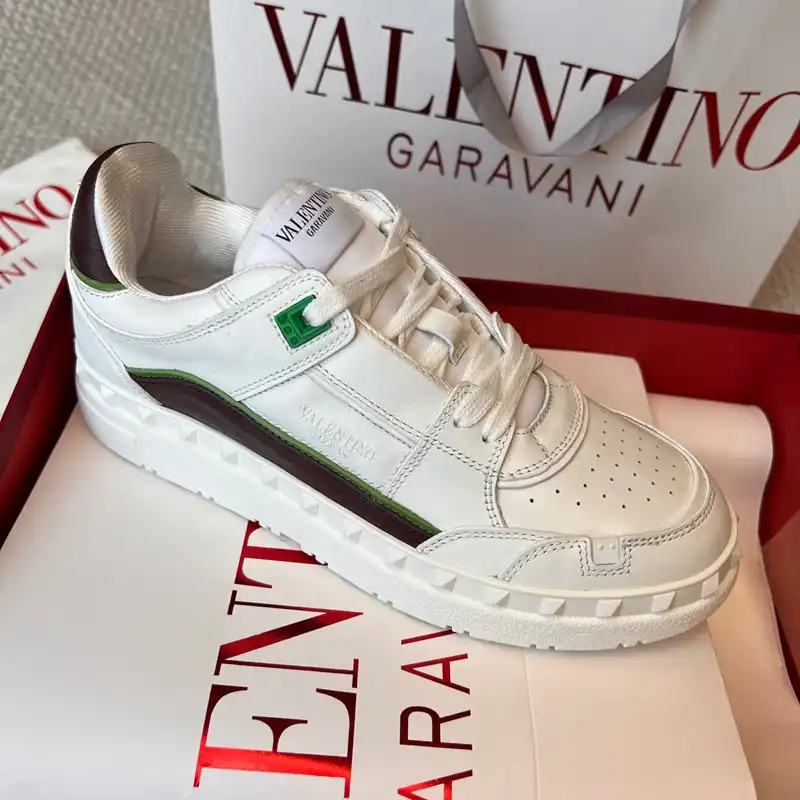 Valentino Shoes 2402PZ0006