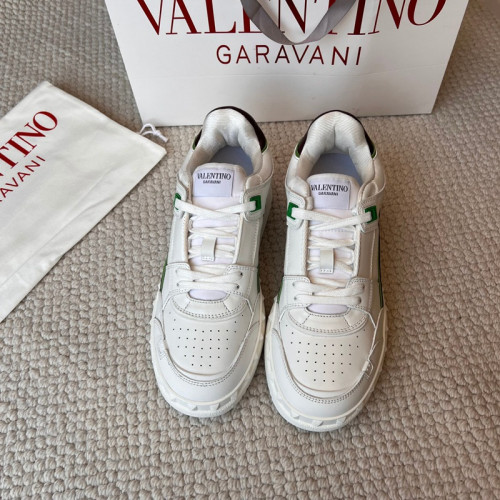 FASH Valentino Shoes 2402PZ0006