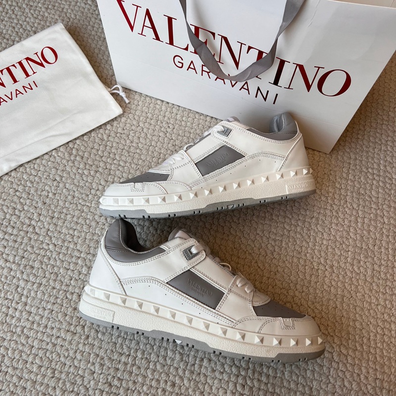 FASH Valentino Shoes 2402PZ0007