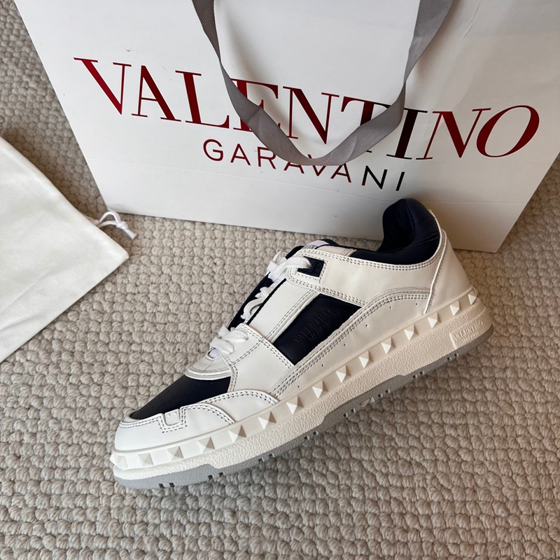 FASH Valentino Shoes 2402PZ0010