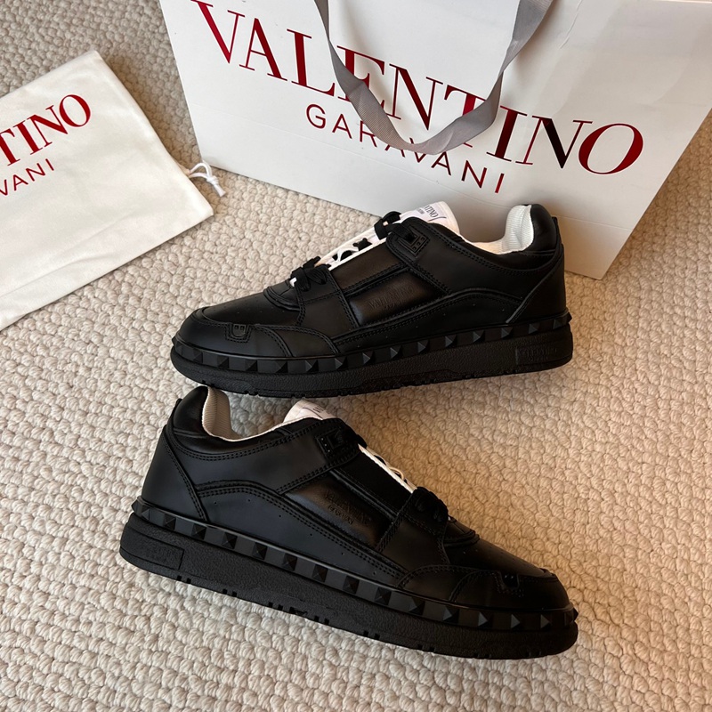 FASH Valentino Shoes 2402PZ0012