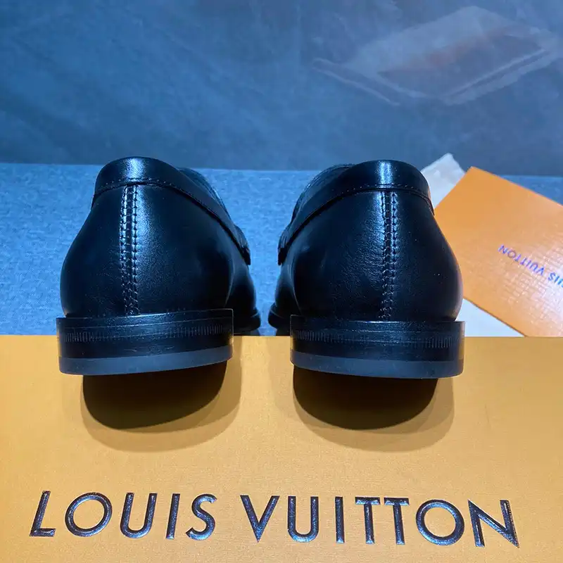 Official Brother Sam LV Shoes 2402PZ0027