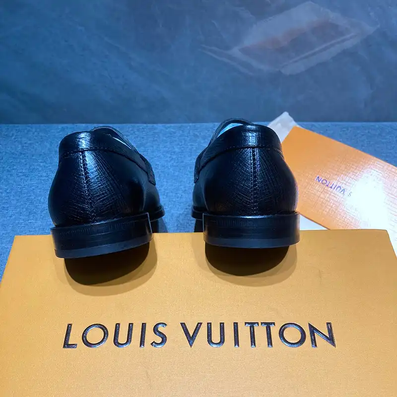 Official Brother Sam LV Shoes 2402PZ0028