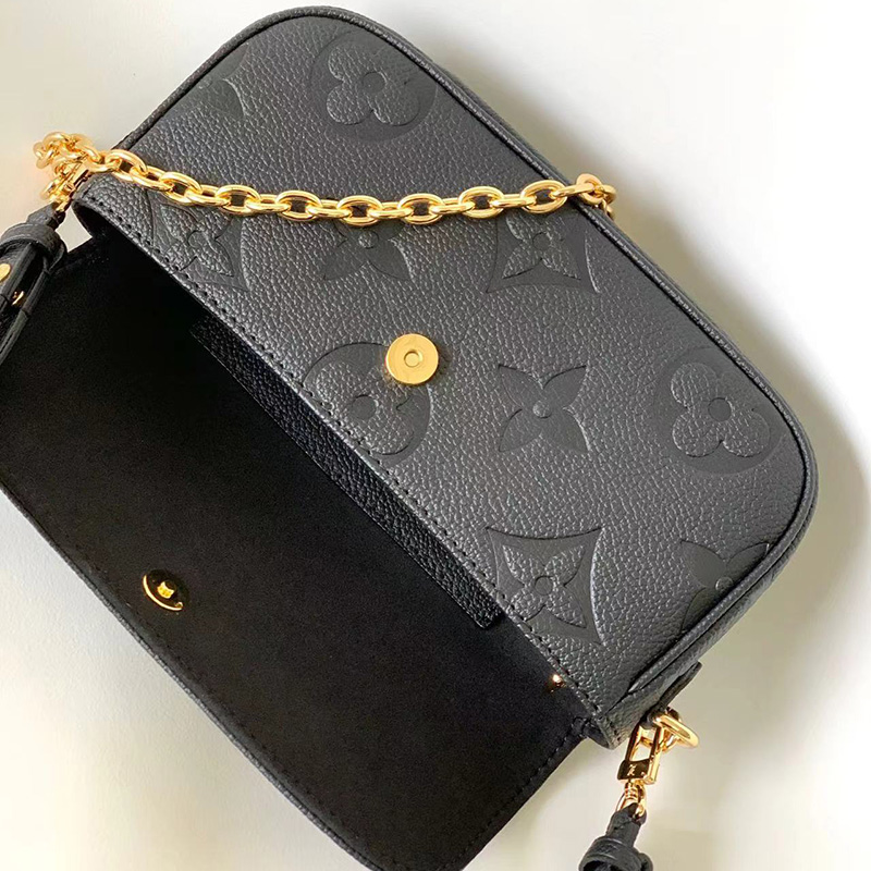 LV Bag 2403HT0010