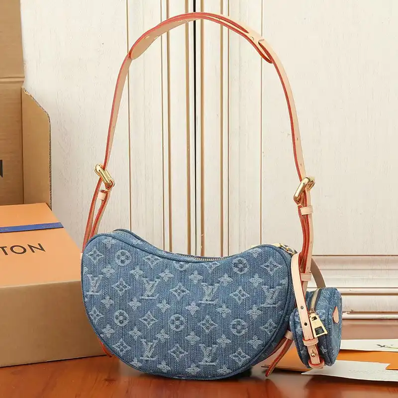 LV Bag 2403HT0011