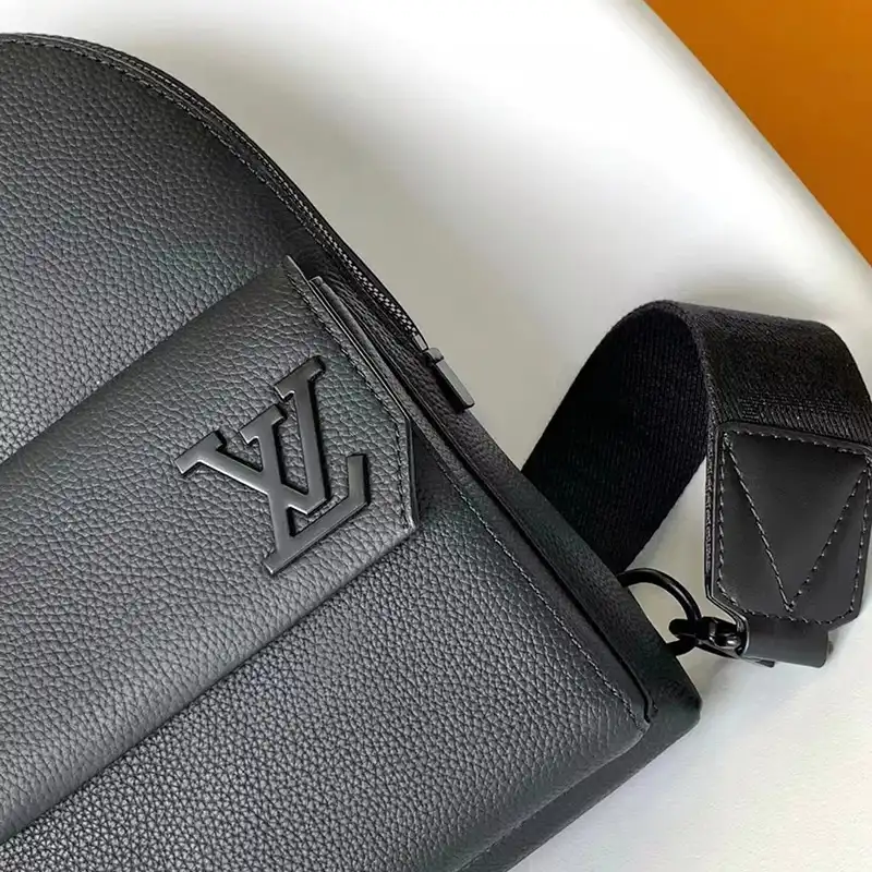 LV Bag 2403HT0012