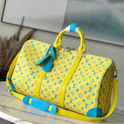 FASH LOUIS VUITTON Bag 2403HT0013