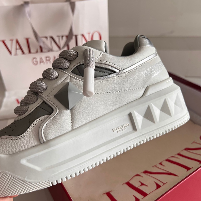 FASH Valentino Shoes 2403PZ0027