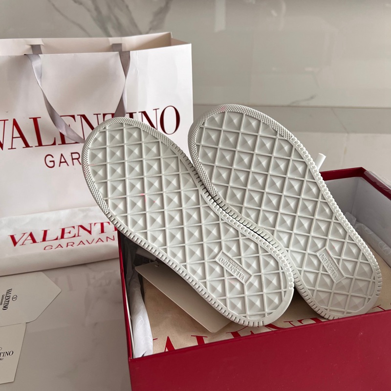 FASH Valentino Shoes 2403PZ0027