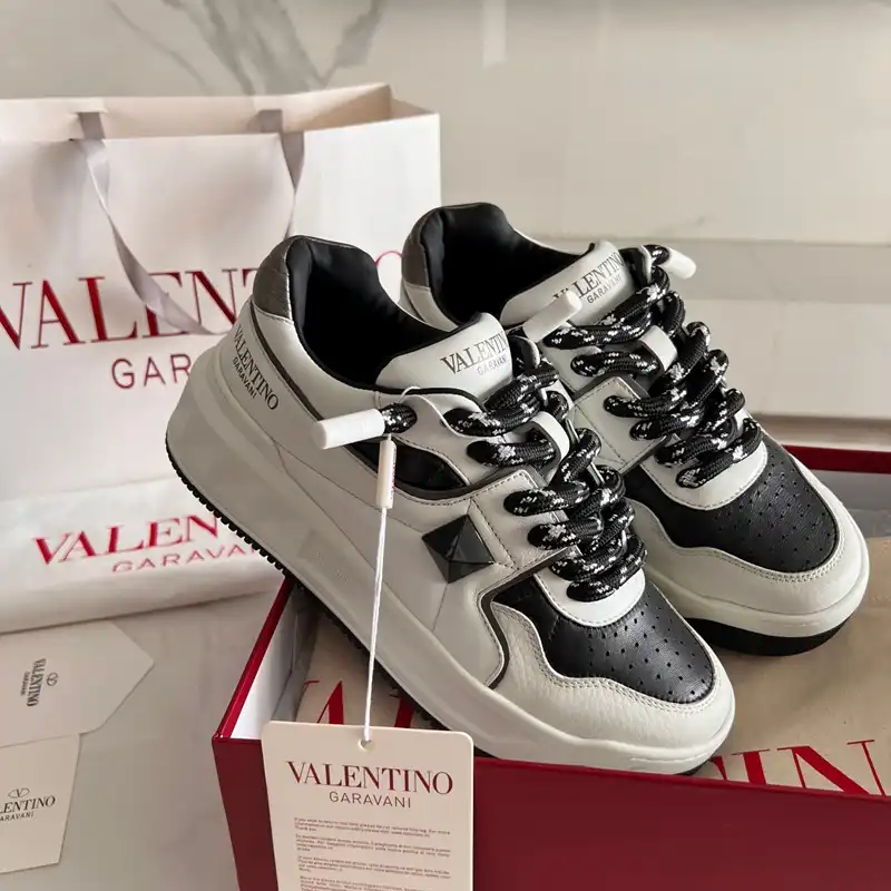 Valentino Shoes 2403PZ0029