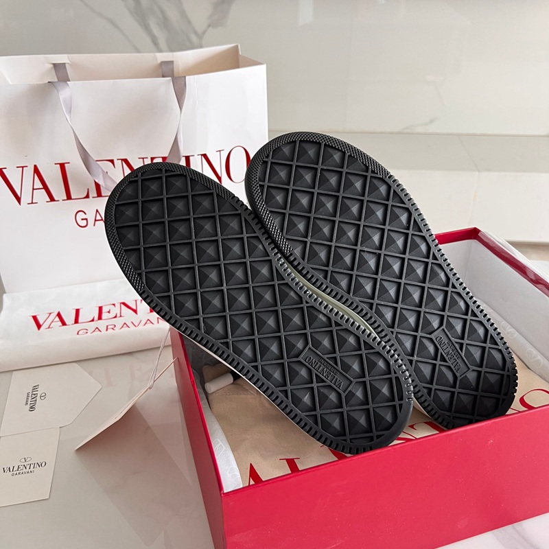 FASH Valentino Shoes 2403PZ0029