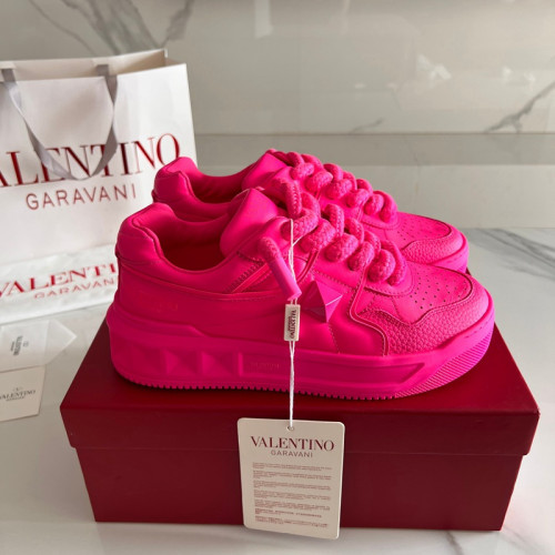 FASH Valentino Shoes 2403PZ0030