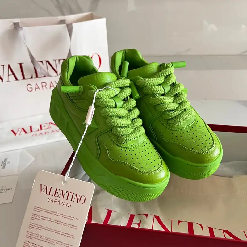 Valentino Shoes 2403PZ0031