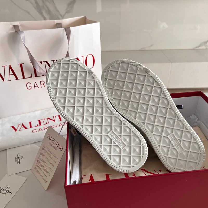 FASH Valentino Shoes 2403PZ0033